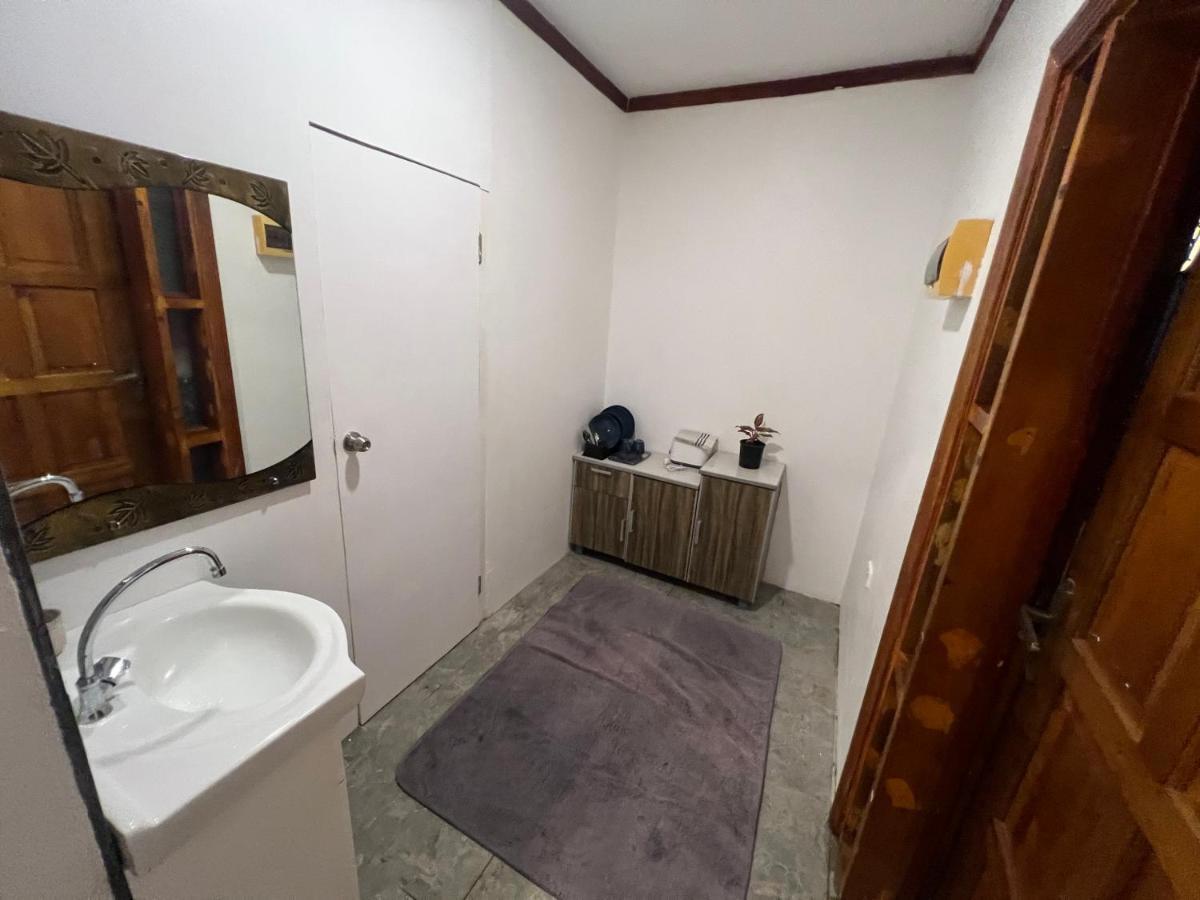 Pasifika Guesthouse Нанди Экстерьер фото